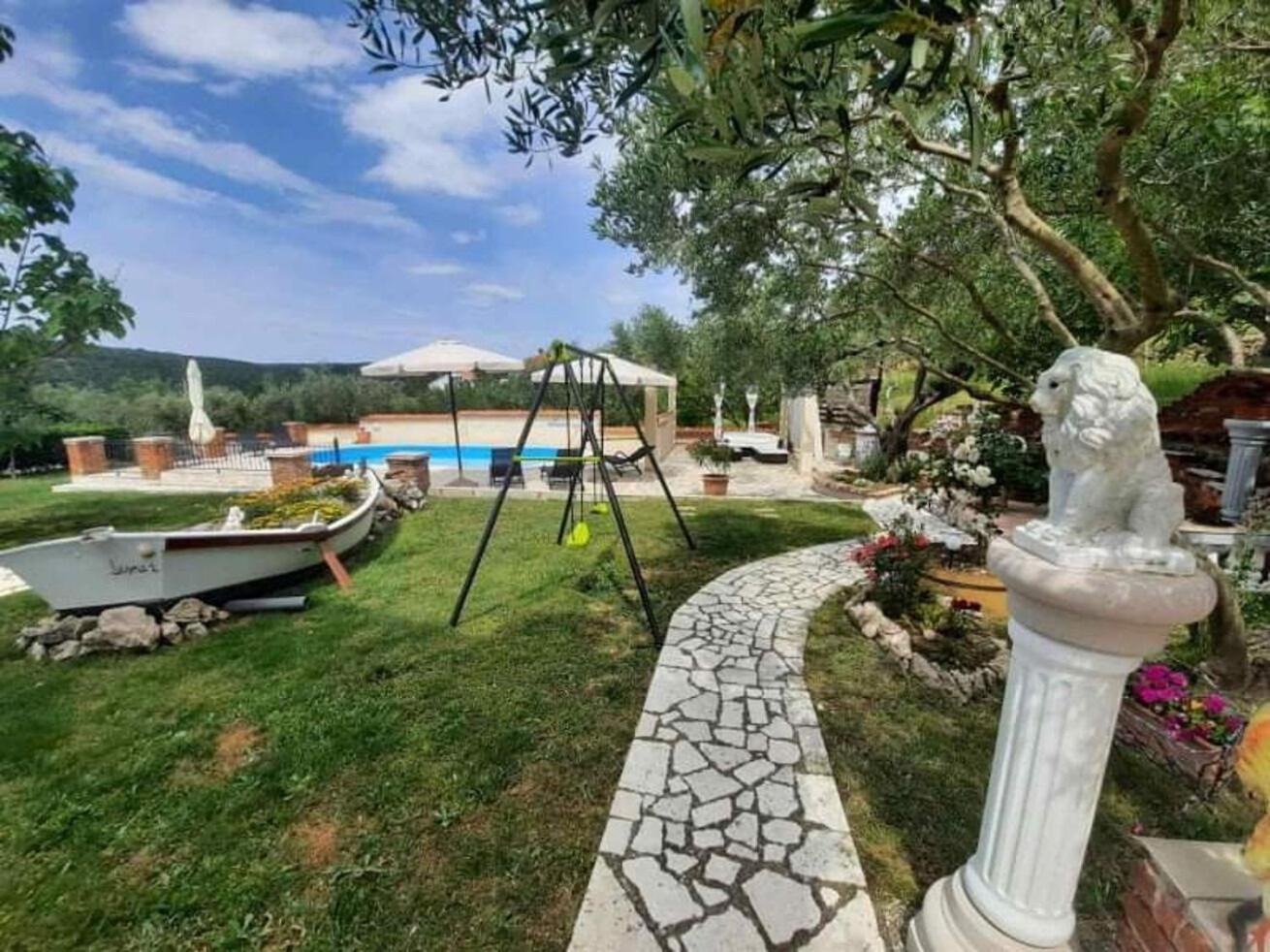 Apartments Robi- Swimming Pool And Beautiful Garden Kampor Dış mekan fotoğraf