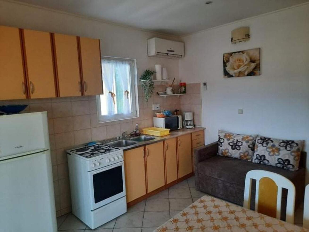 Apartments Robi- Swimming Pool And Beautiful Garden Kampor Dış mekan fotoğraf